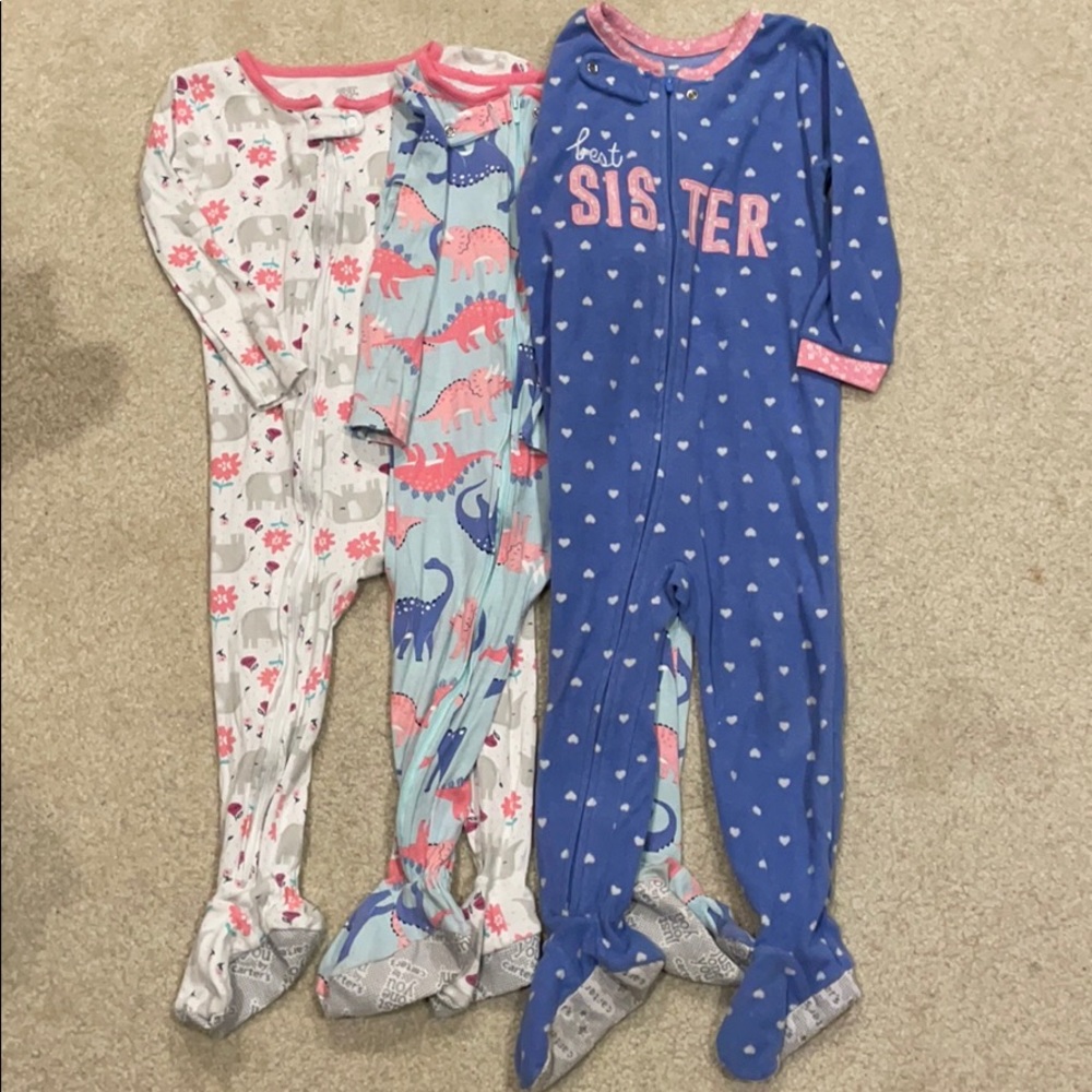 X3 toddler girl pajamas 2t Carter’s zip up